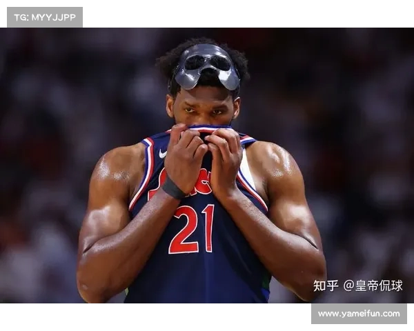 侠记分享恩比德与里奇-保罗亲密合影：现场看球偶遇球星背后故事